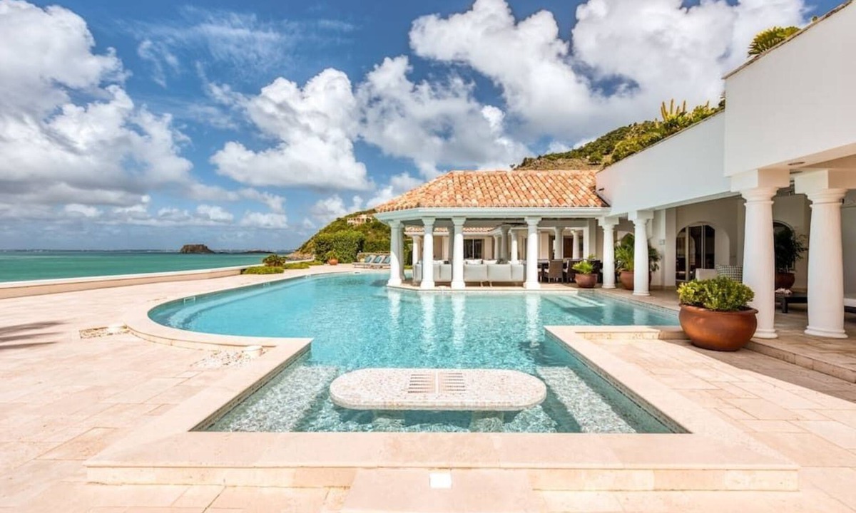 Grand Case Villa | Petite Plage 5 (6 bedrooms) - Stunning beachfront villa, Grand Case, St. Martin