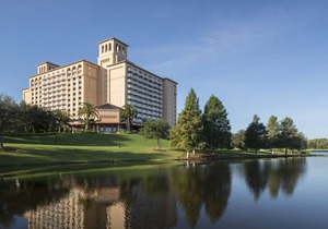 1BR 1Bath Apt w/Kitchen Very Large - 877 Sq. Ft. in Orlando