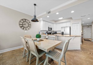 Beachfront Condo w/Breath Taking Sunset Views | Pool & Sauna | Sleeps 10 in Gulf Shores