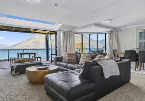 Luxury Beacon Penthouse in Queenstown