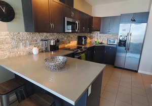 New downtown penthouse 1 bedroom with unblock view by Stampede BMO Saddle dome in Calgary