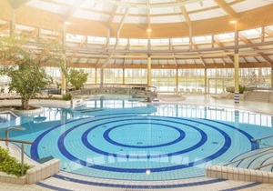 Strandresort Rex Rugia Ferienwohnung 13-7 mit Sauna- und Schwimmbadnutzung im AHOI Sellin in Middelhagen