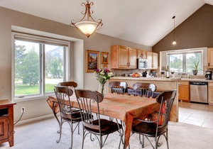 Three-Bedroom Pitkin Townhome in Frisco