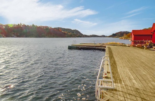 Lyngdal House | 5 bedroom gorgeous home in Korshamn