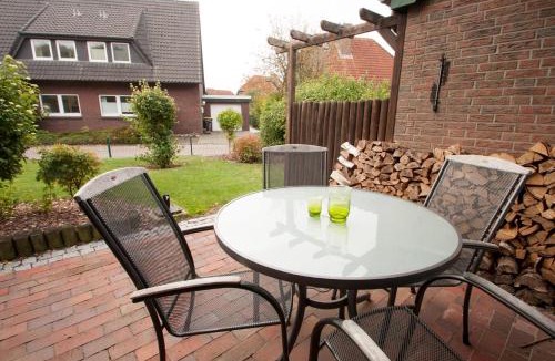 Carolinensiel Apartment | 50071...