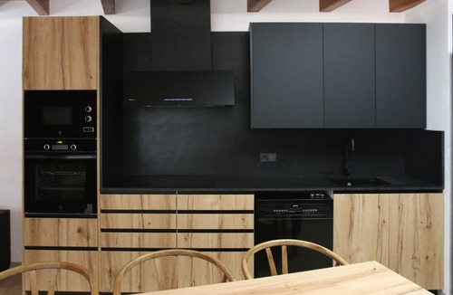 Cuevas de Vinroma Cottage | A 4-star country inn, right in the heart of the province, just 30 minutes from the ocean!
