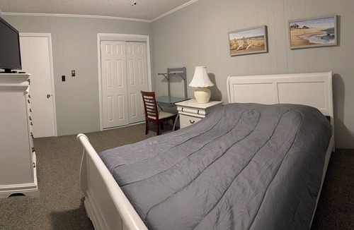 Ocean City Condo | Clean, Comfortable 2 bedroom condo on bayside. Pool, Wifi