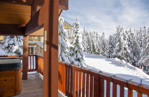 Snow Pine Estates Ski Chalet | Crystal View