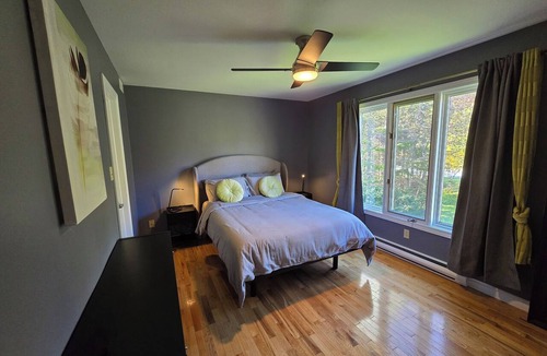Fall River House | Fall River Haven Pet Friendly. Full kitchen. A Home away from Home.