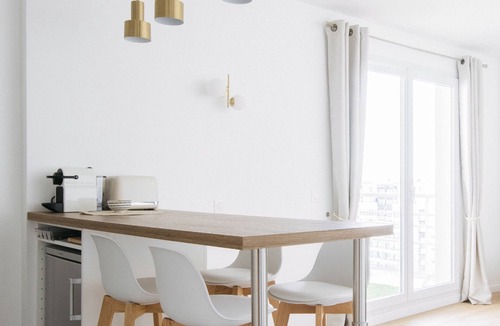 Faubourg de l'Arche Apartment | Modern and cosy apartment with a beautiful terrace and parking, Paris La Défense