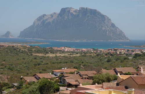 Porto San Paolo Apartment | "Pietre" House - SURROUNDED BY GREEN AND BREATHTAKING PANORAMA