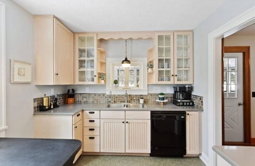 West Liberty House | Red Hawk Ridge Retreat