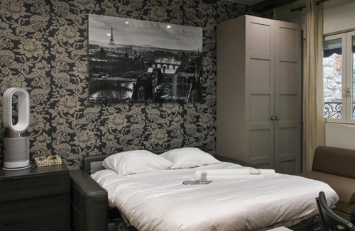Saint-Merri Apartment | Villa du Louvre - Exceptional situation at the heart of Paris - Welkeys