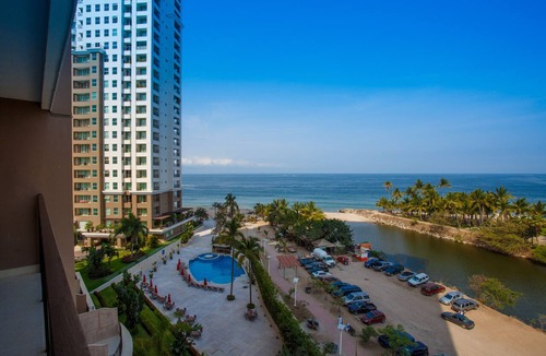 South Hotel Zone Apartment | YOU ARE INVITED TO SLEEP WITH WAVE´S SOUND ON LUXURY AND ELEGANCE