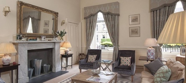 1 Bellevue Terrace - sleeps 4 guests in 2 bedrooms in Edinburgh