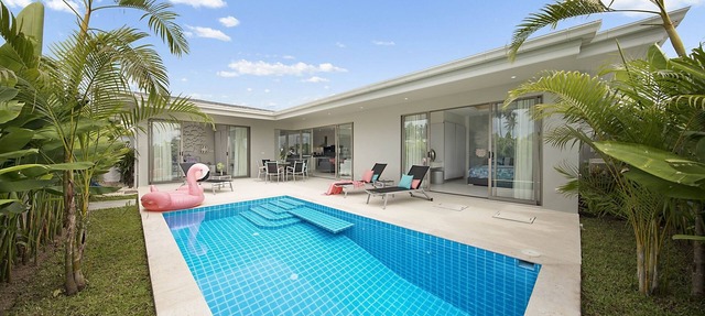 2 bed/2 bath Private Pool and Garden Villa - Stylish, Sophisticated and Fun! in Ko Samui