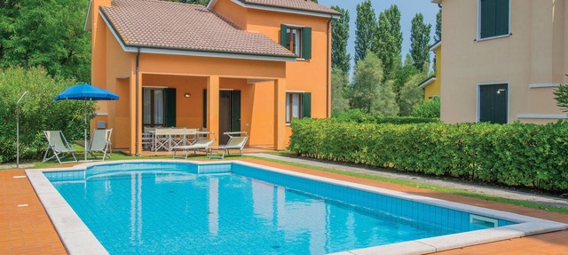3 bedroom awesome home in Albarella RO in Albarella RO