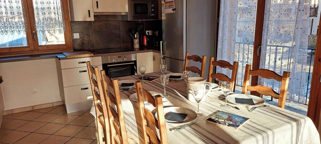 7-Guest Chalet - Authentic Hamlet, 3 Valleys in Les Belleville