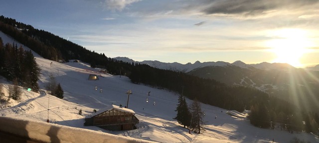 Apartment ski in ski out in Residence de Luxe 12 people in Bourg-Saint-Maurice