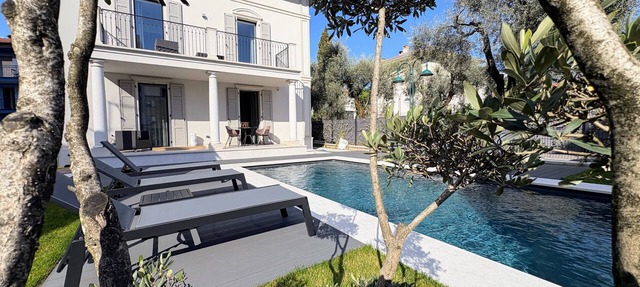At 5 min from the center Three-room apartment with large balcony and swimming pool in Riva del Garda