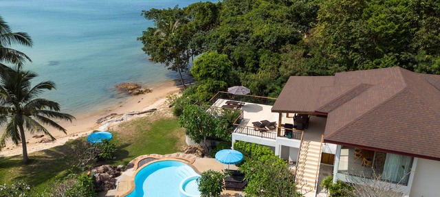Beachfront Villa - 3 En-Suite Air Conditioned Bedrooms - Housekeeper Included. in Ko Samui