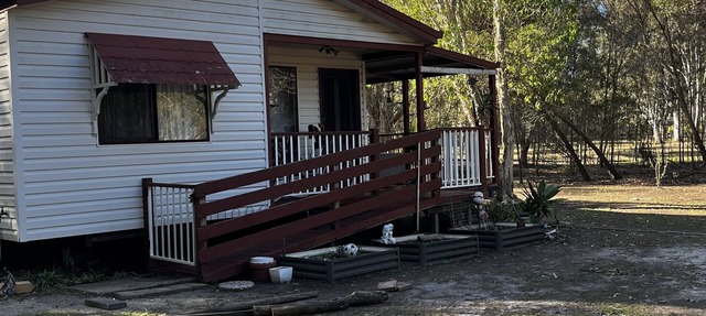 Beachmere Dude Ranch in Beachmere
