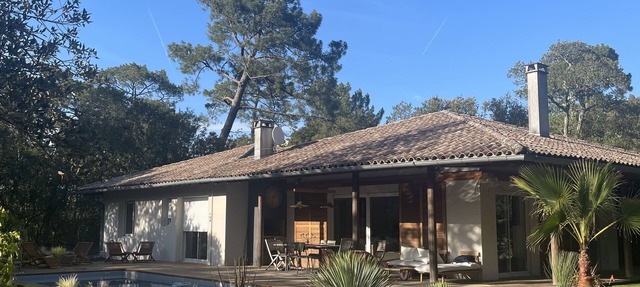 Beautiful single storey villa sleeps 10, Pyla/sea in La Teste-de-Buch