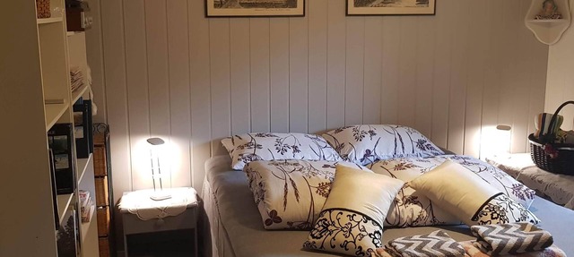 Berge Laila's Private Apt. Koselig Overnatting i Privat Bolig Sentral i Førde in Vestland
