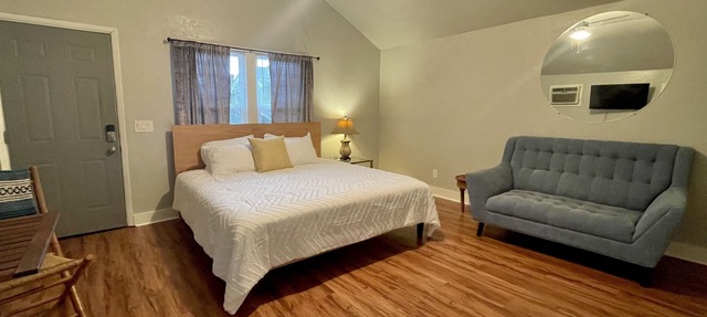 Boho Studio in the Heart of OKC in Oklahoma City