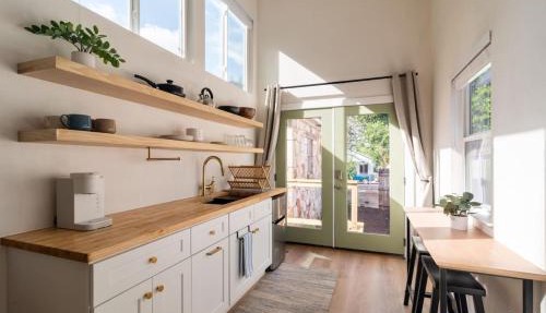 BoHo Tiny Home - Walkable to the Best of East Austin in Austin