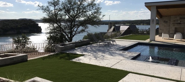 Brazos Moon: Hell's Gate Basin! Pool, Cliffside, Views, Luxury Home in Graford