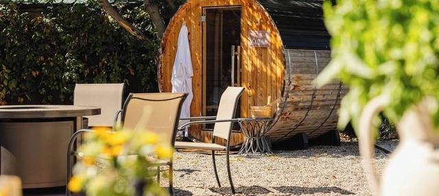 Canyon Basecamp with Hot Tub, Sauna and EV Station in Midvale