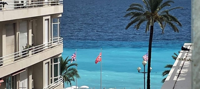 Carré d'Or-Promenade des Anglais-great location! Charming spacious with terrace in Nizza