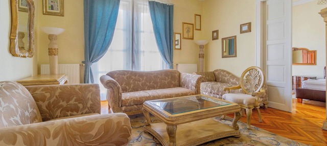 Casa Vacations in Budapest