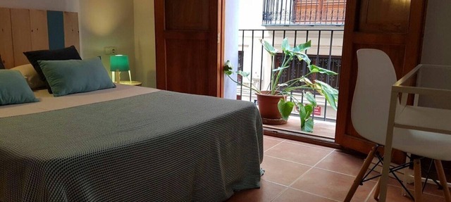 Central Market Cozy One Bedroom Wifi Apartment in Valencia