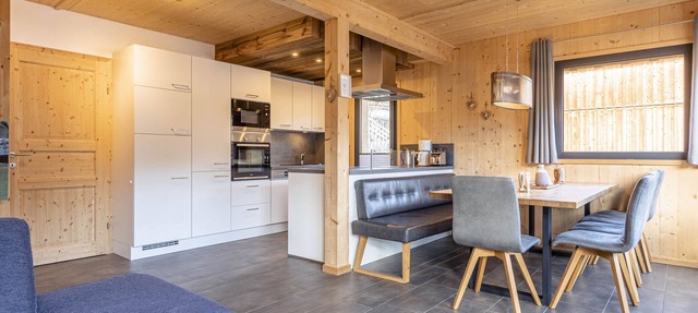 Chalet with 4 bedrooms for up to 8 people in Steinach am Brenner