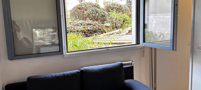 Charming bright studio in a quiet residence in La Garenne-Colombes