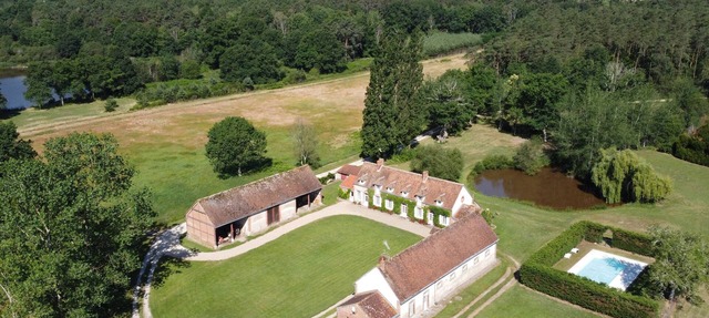 Charming Solognot estate with private swimming pool. Pleine nature in Lassay-sur-Croisne