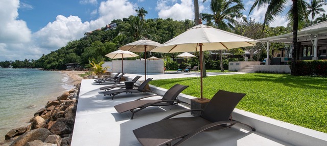 Chi Beachfront Pool Villa - 5 Bedroom in Ko Samui