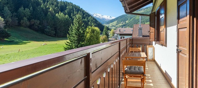 ‘Cima De’ Piazzi 2’ Apartment with Mountain View, Balcony, and Wi-Fi in Isolaccia