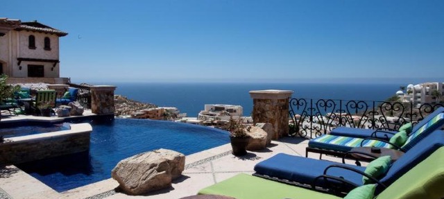 Cliffside Spanish-Style Villa with HUGE Views, Pool, & Elevator Close to DT in Cabo San Lucas