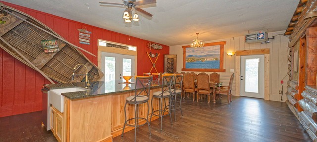 Come & Enjoy the Newly Remodeled "Lazy Bear Lodge" in Diamond Point