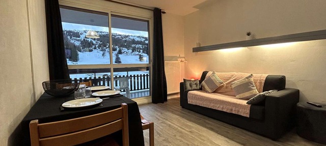 Comfortable studio for 4 with terrace, parking, wifi and pets allowed in Le Dévoluy
