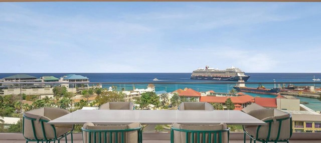 Cook, Swim & Explore George Town | Beach Shuttle, Free Parking & Rooftop Pool in George Town