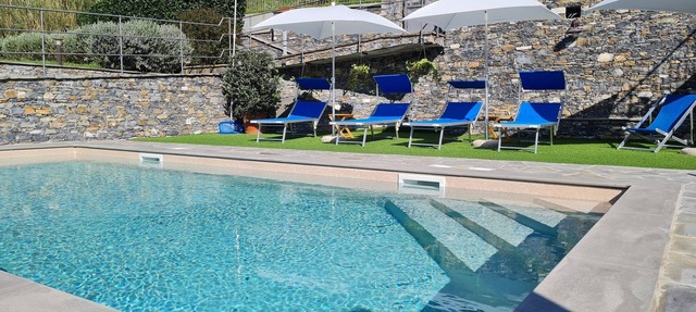 Country house with private pool. CITRA 010011-LT-0102 / 0100-LT-0038 in Casarza Ligure