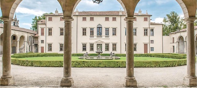 Courtyard in Castelgomberto