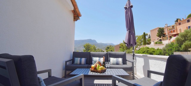 Cozy apartment with views close to the sea with terrace and WIFI in Port Sóller in Port de Sóller