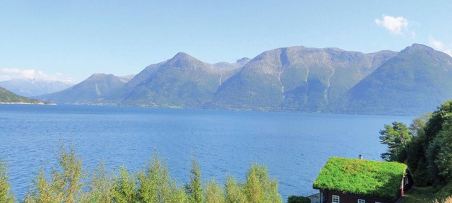 Cozy home in Utne with sauna in Utne
