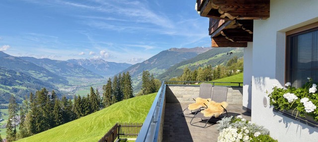 ♥ Directly in the ski and hiking area of the Zillertal Arena ♥ in Zell am Ziller