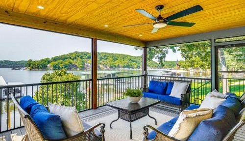 Dock & Water Slide: Family Lake of the Ozarks Home in Sunrise Beach